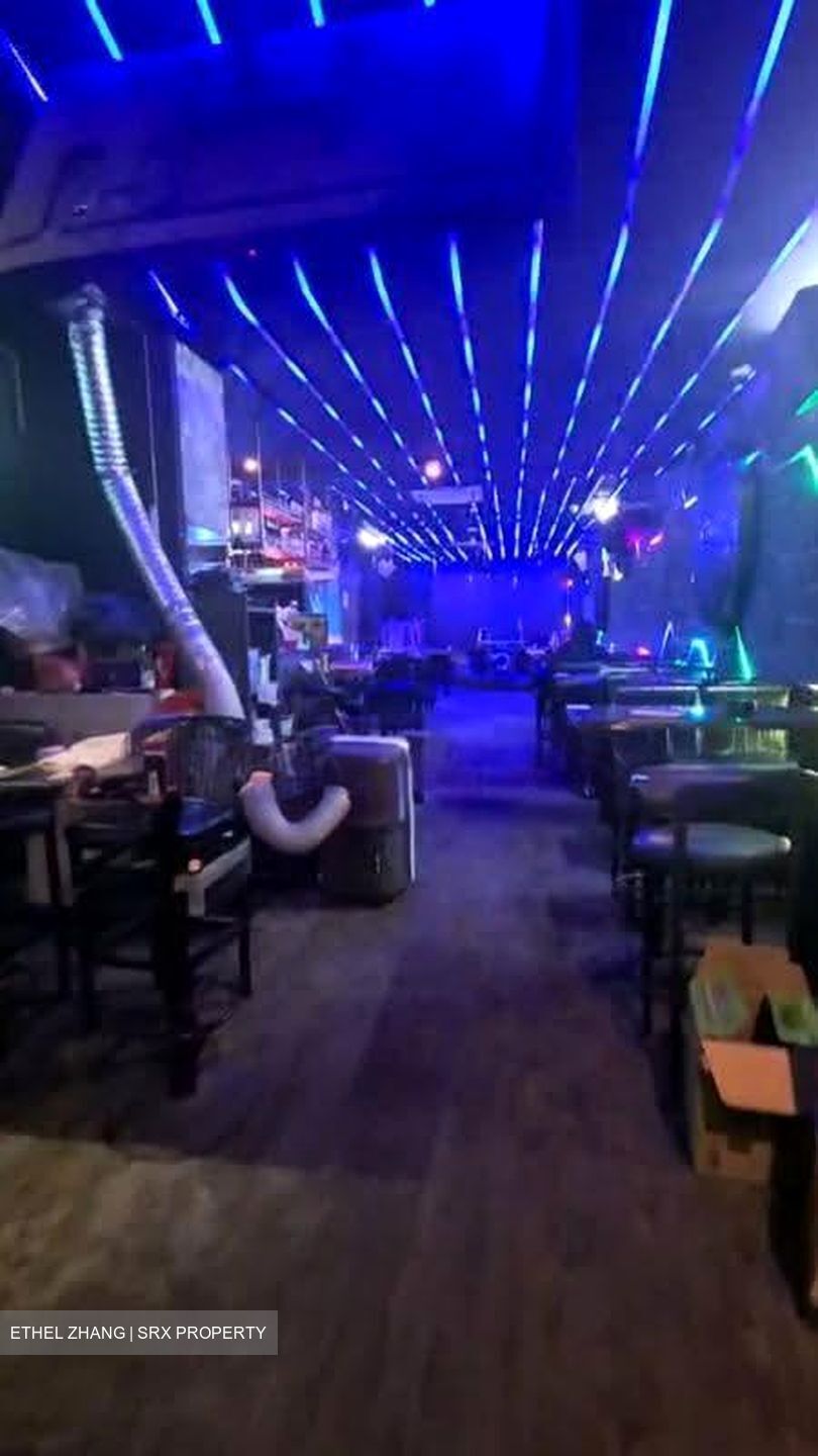 Berseh Food Centre (D8), Retail #638635871